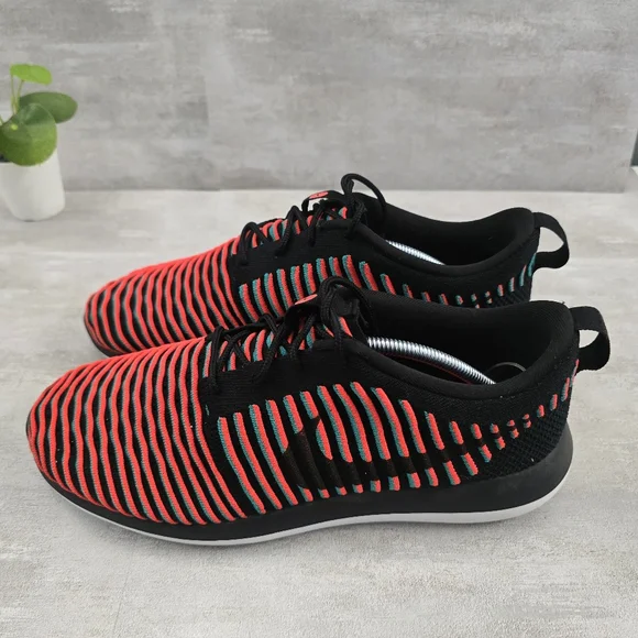 Nike Roshe Sz 9 Two Flyknit Mens Running Trainers Sneakers Shoes - Picture 3 of 7